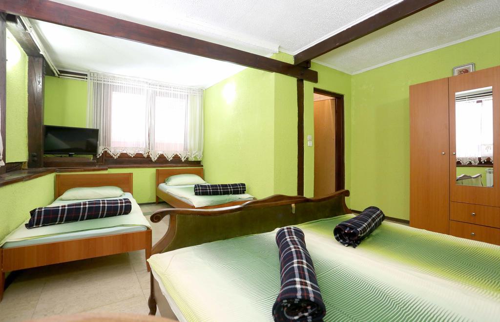 Pansion Sebilj Hotel ซาราเยโว ภายนอก รูปภาพ